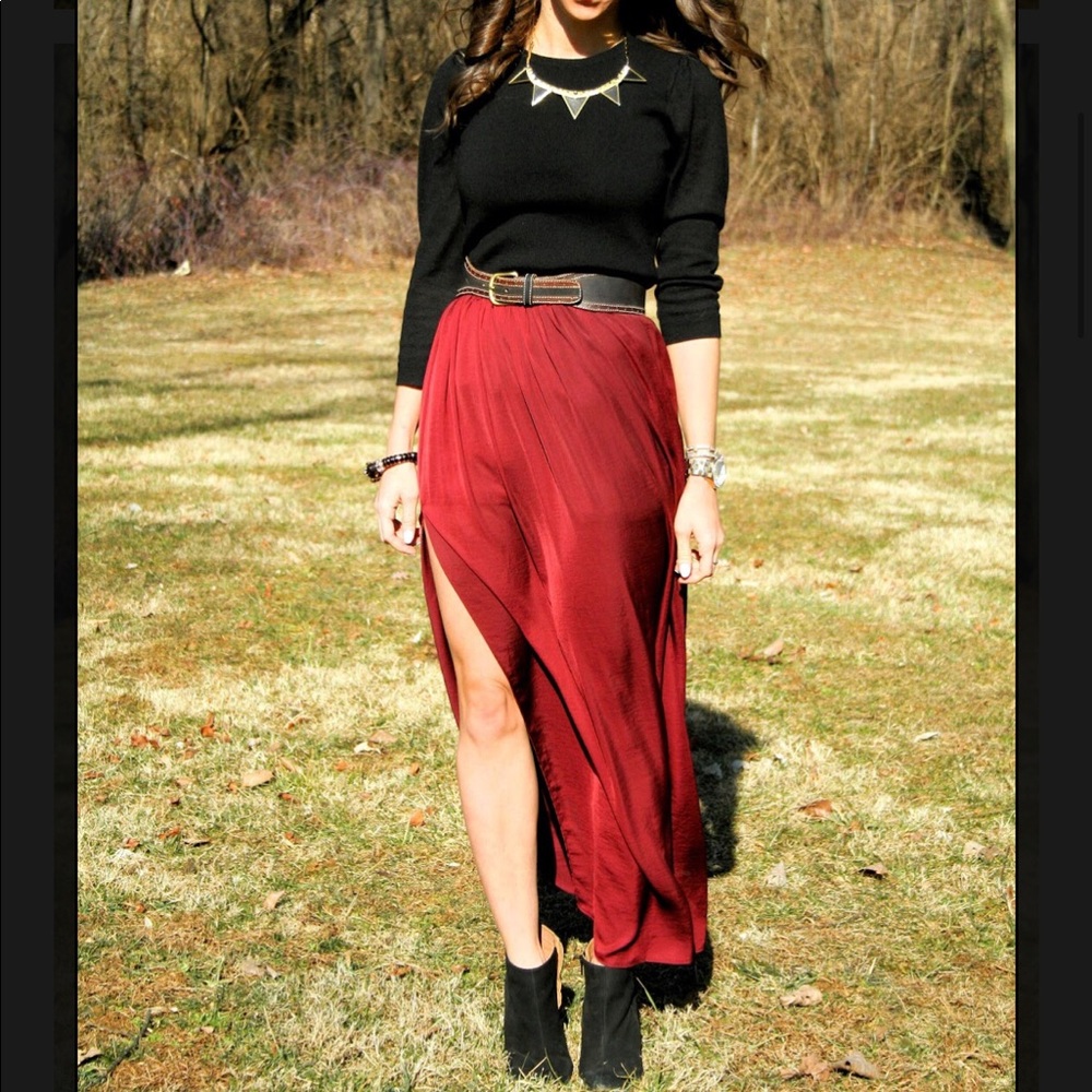 Zara burgundy maxi skirt with slit